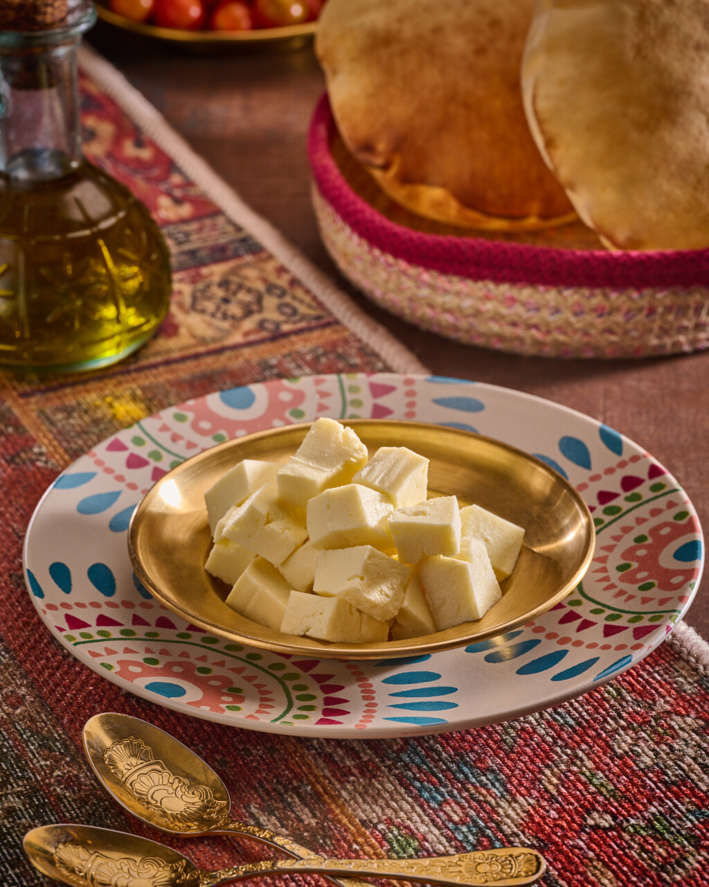 طبق جبنة كاشار